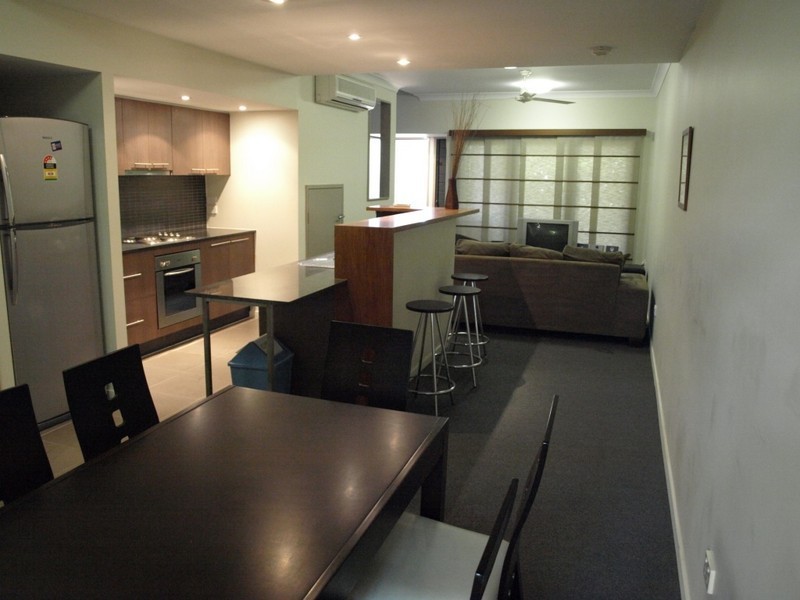 4/42 Perkins Street, South Townsville QLD 4810