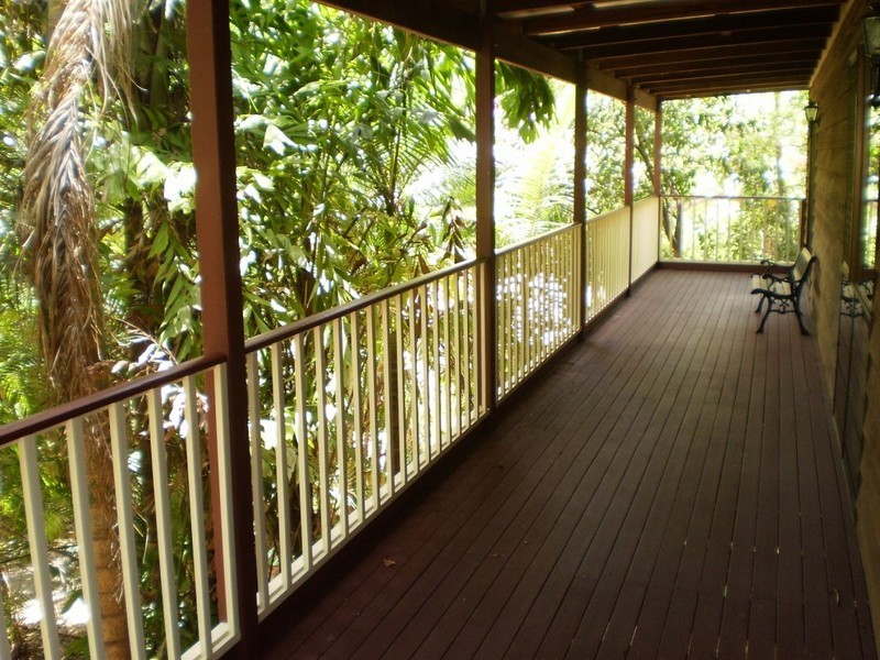 14 Mirimar Crescent, Magnetic Island QLD 4819