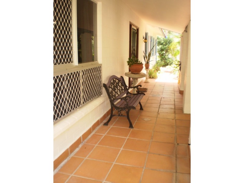 6 Gustav Ct, Magnetic Island QLD 4819