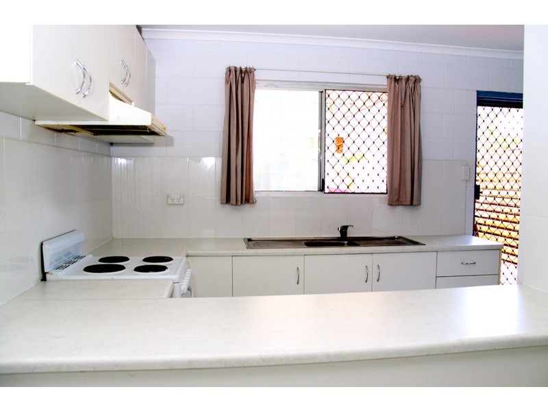 13/21-23 Landsborough, North Ward QLD 4810