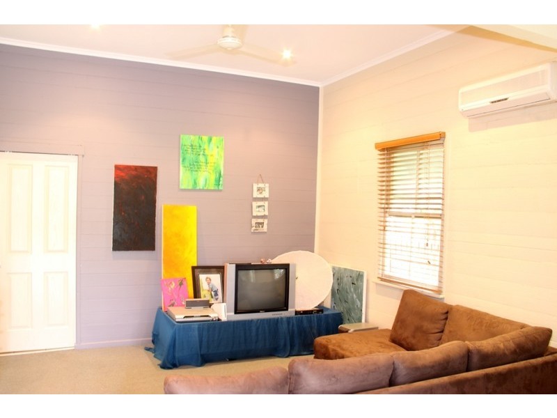 59 Perkins Street, South Townsville QLD 4810