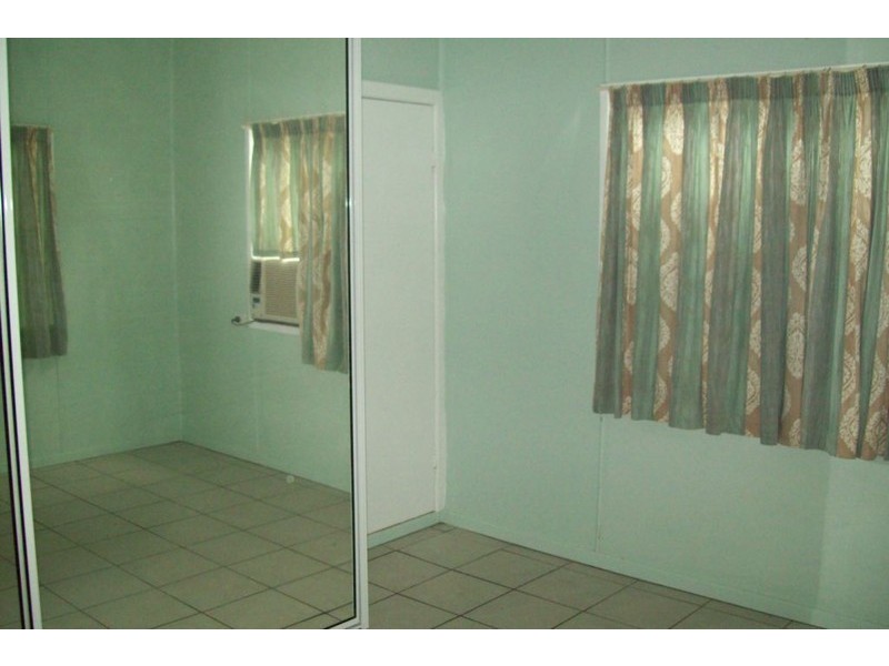 27 The Grove, Magnetic Island QLD 4819