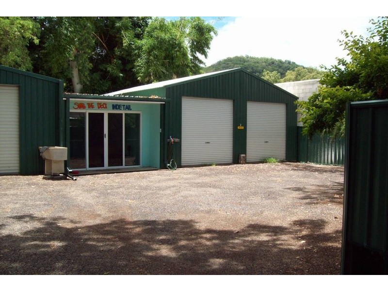 27 The Grove, Magnetic Island QLD 4819