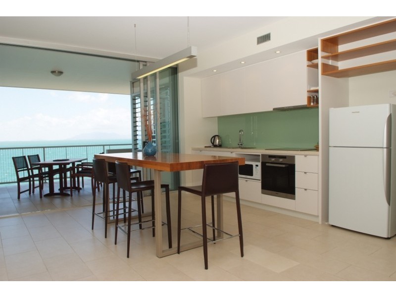 4302/146 Sooning Street (Blue on Blue) NELLY BAY, Magnetic Island QLD 4819