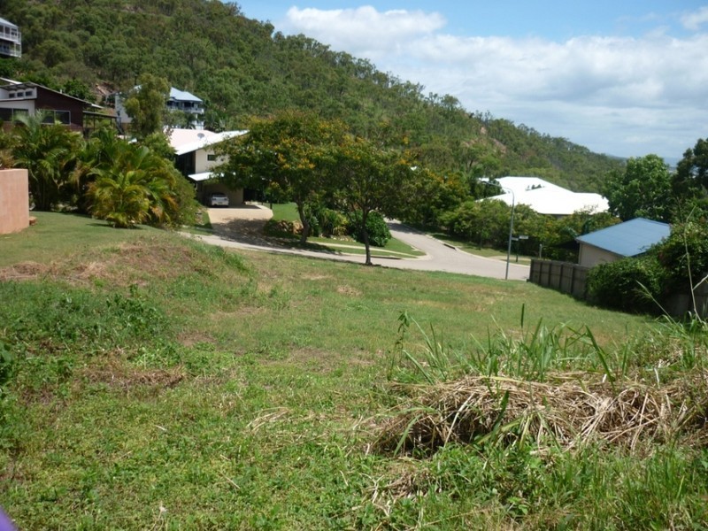 76 Yarrawonga Drive, Castle Hill QLD 4810