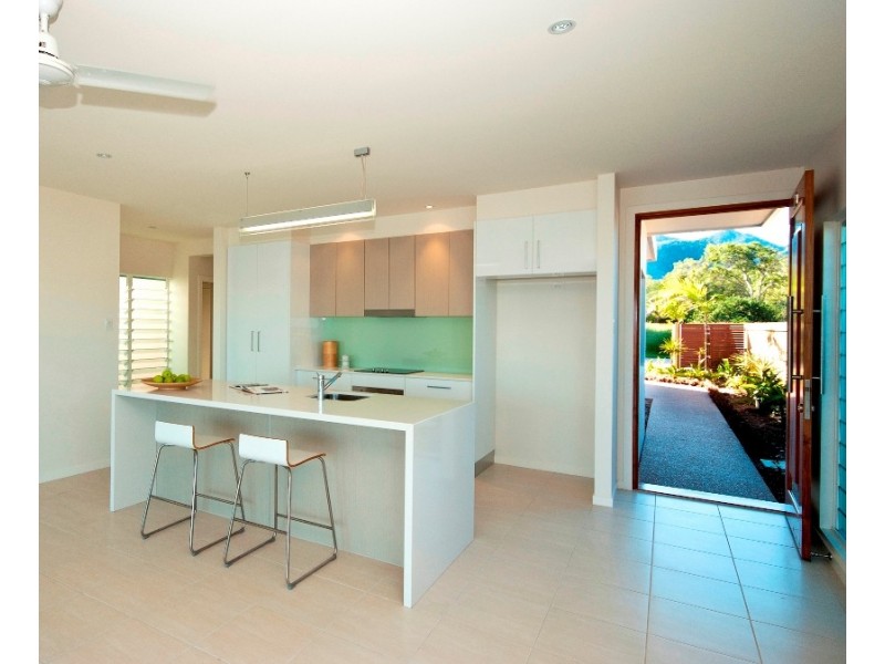 12a Terrace Place NELLY BAY, Magnetic Island QLD 4819