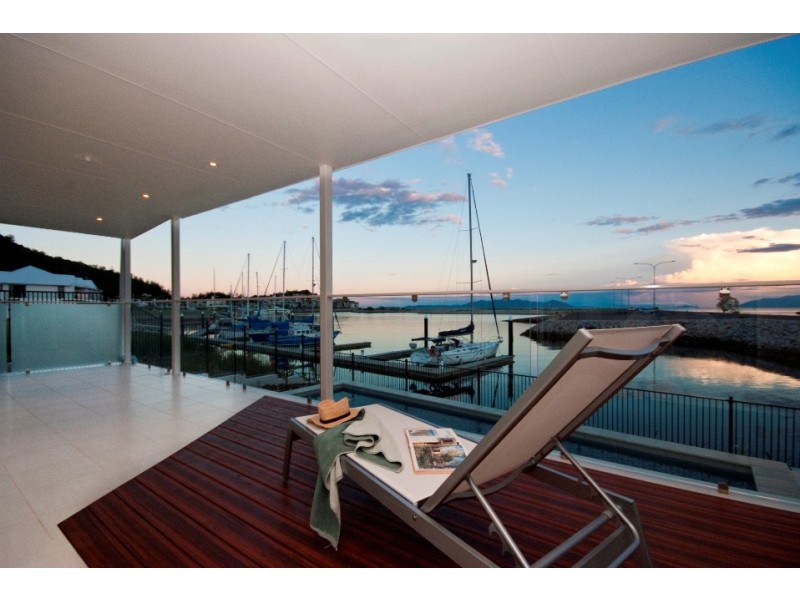 12a Terrace Place NELLY BAY, Magnetic Island QLD 4819