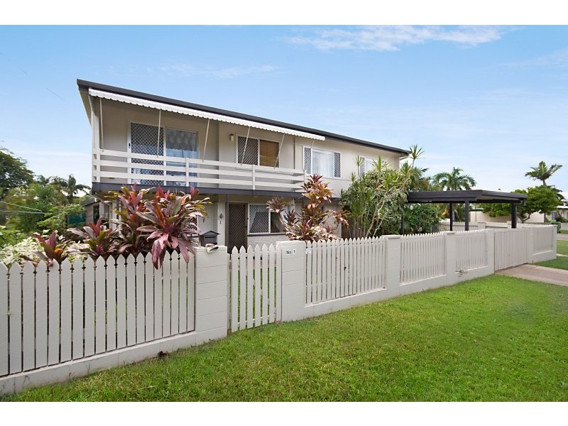 1 Vivian Street, Pimlico QLD 4812