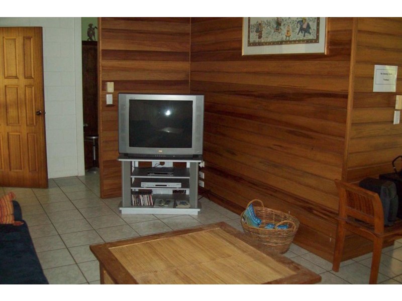 25 Elena Street, Magnetic Island QLD 4819