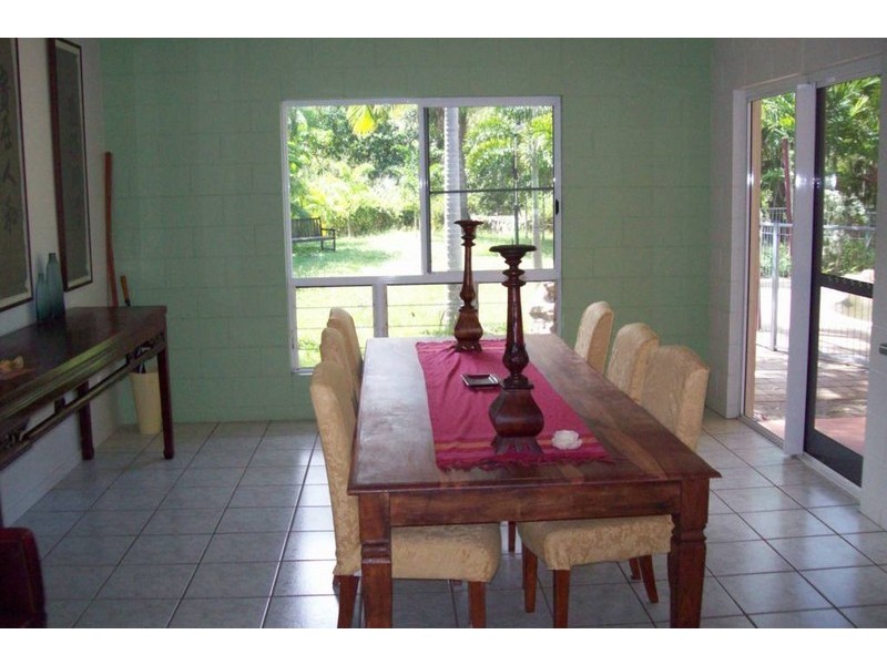 25 Elena Street, Magnetic Island QLD 4819