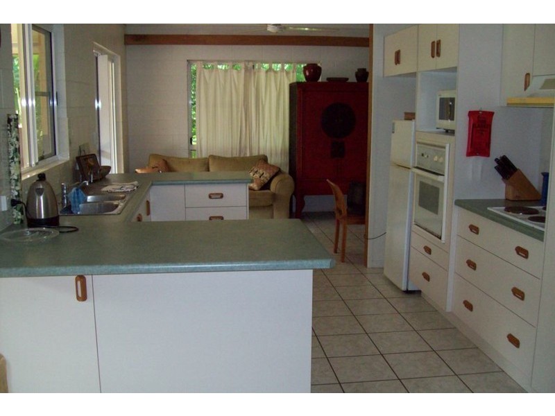 25 Elena Street, Magnetic Island QLD 4819