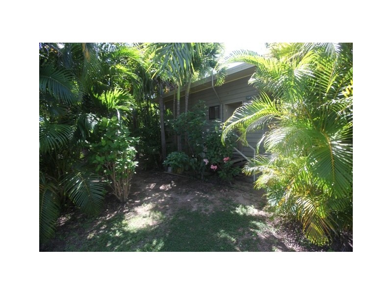 5 Carlson Court  HORSESHOE BAY, Magnetic Island QLD 4819