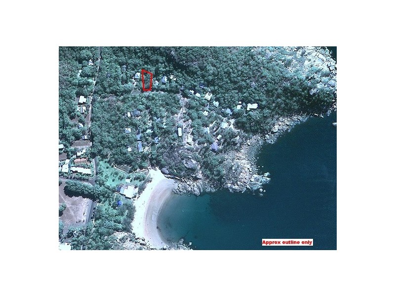 10 Olympus Crescent ARCADIA, Magnetic Island QLD 4819