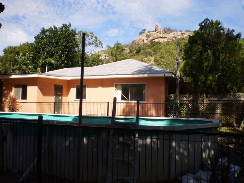 1 Birt Street, Magnetic Island QLD 4819