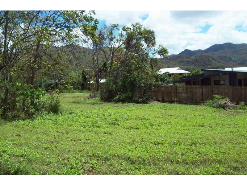 2 Jaydn Court, Magnetic Island QLD 4819