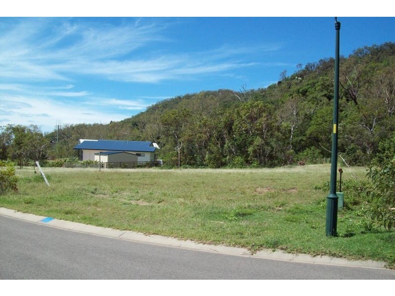 2 Jaydn Court, Magnetic Island QLD 4819