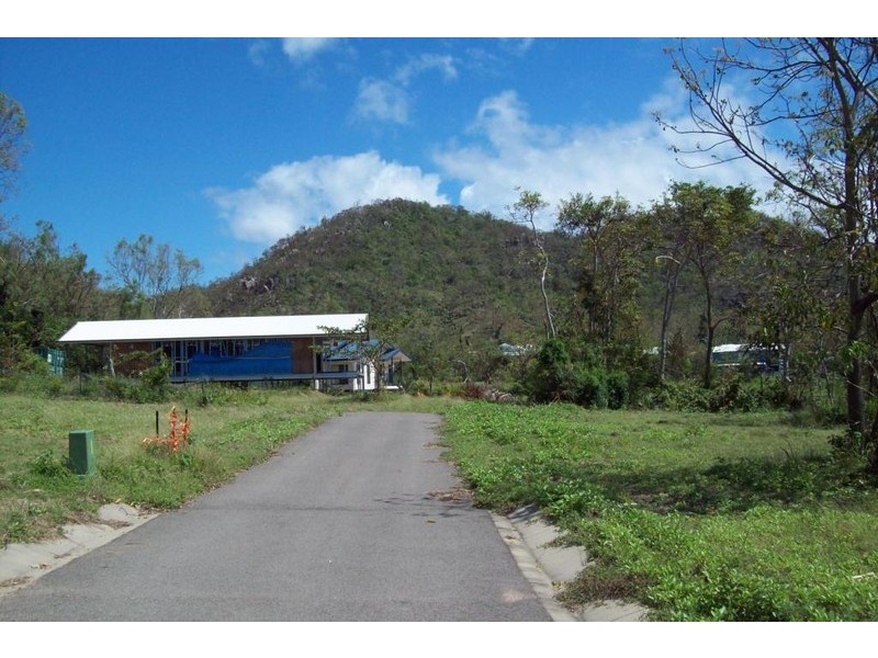 2 Jaydn Court, Magnetic Island QLD 4819