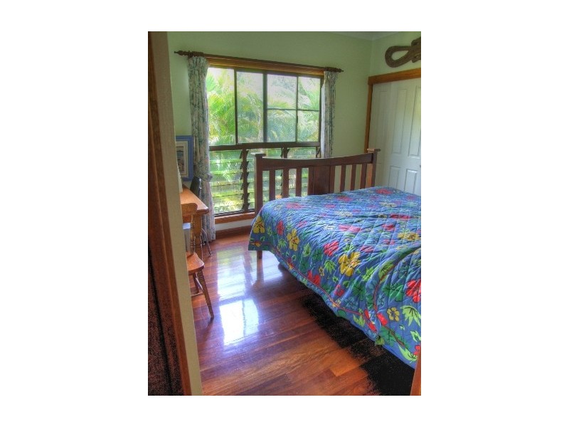 16 Somerset Court, Magnetic Island QLD 4819