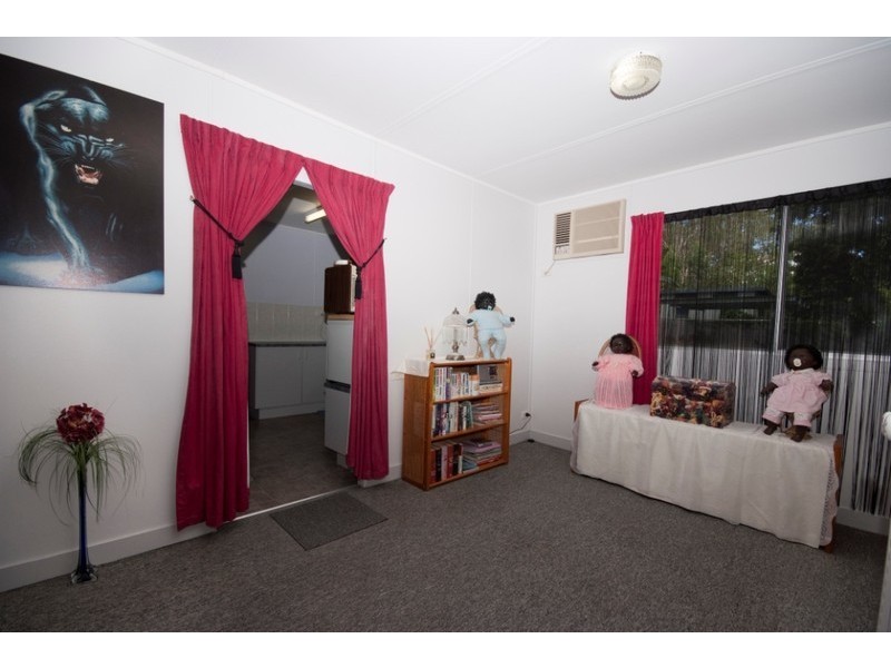 11 Heath Street, Magnetic Island QLD 4819