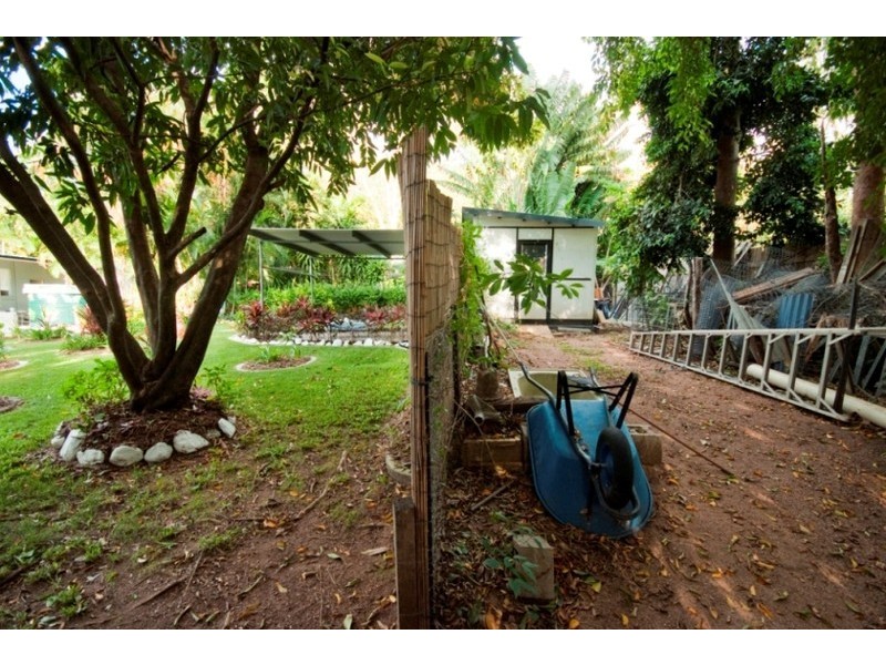 11 Heath Street, Magnetic Island QLD 4819