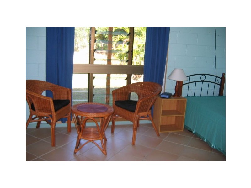 17 The Grove, Magnetic Island QLD 4819