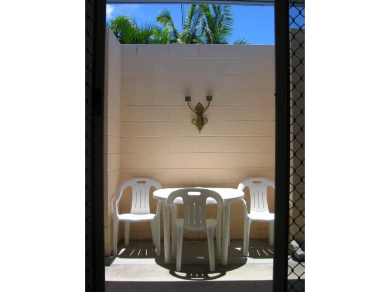 17 The Grove, Magnetic Island QLD 4819