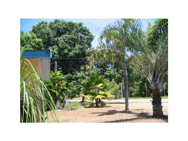 17 The Grove, Magnetic Island QLD 4819