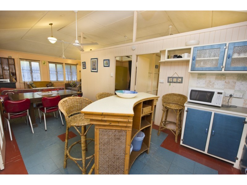 29 Hayles Avenue ARCADIA, Magnetic Island QLD 4819