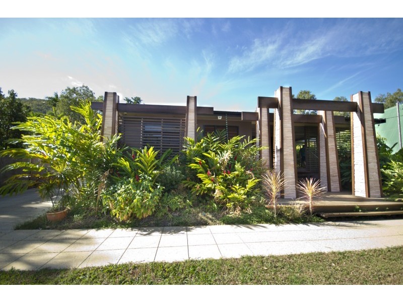 27 Mandalay Avenue, Magnetic Island QLD 4819