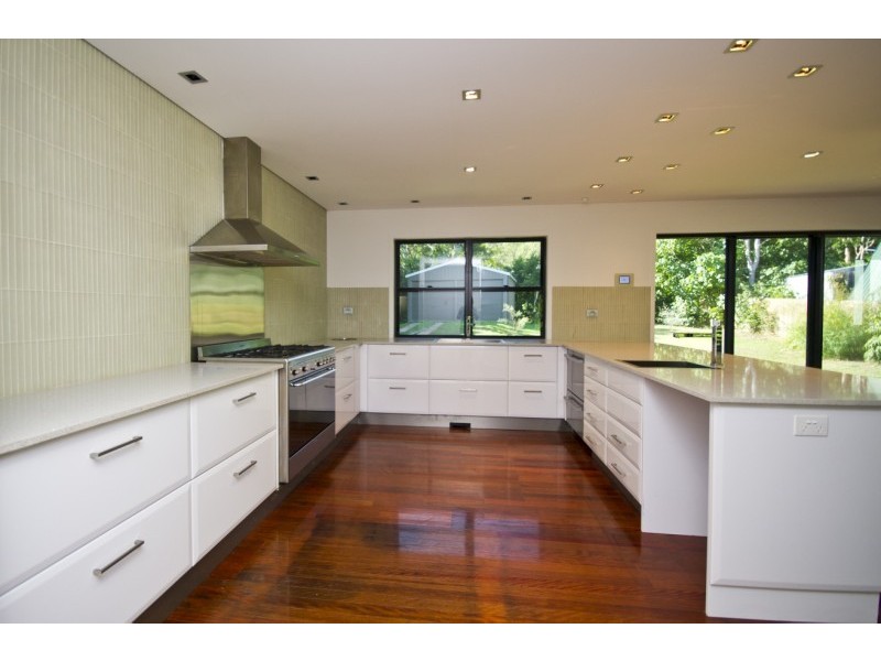 27 Mandalay Avenue, Magnetic Island QLD 4819