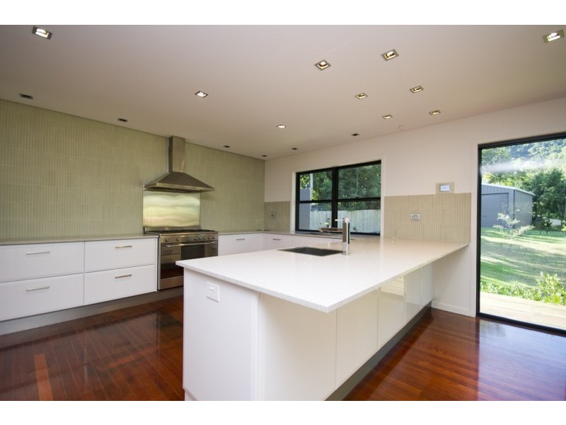 27 Mandalay Avenue, Magnetic Island QLD 4819