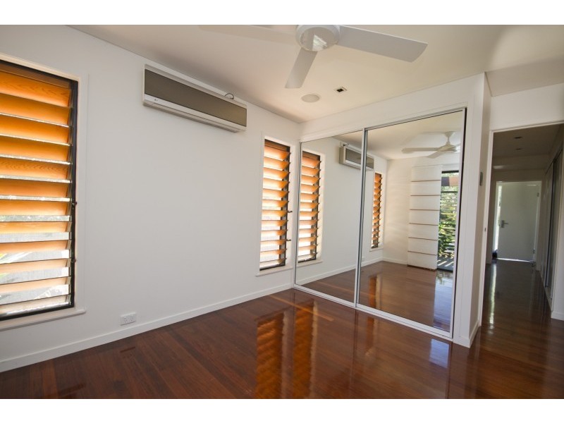 27 Mandalay Avenue, Magnetic Island QLD 4819