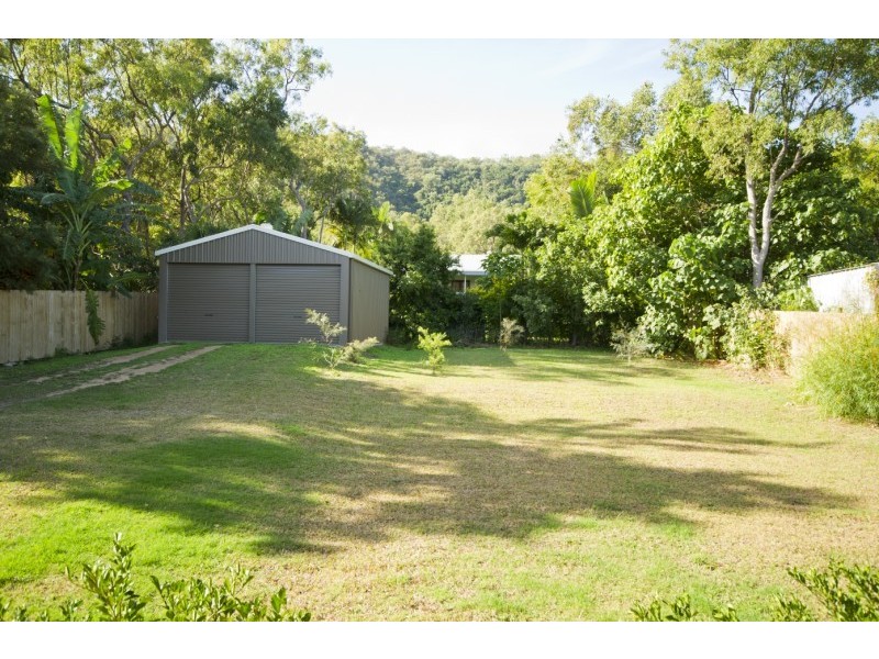 27 Mandalay Avenue, Magnetic Island QLD 4819