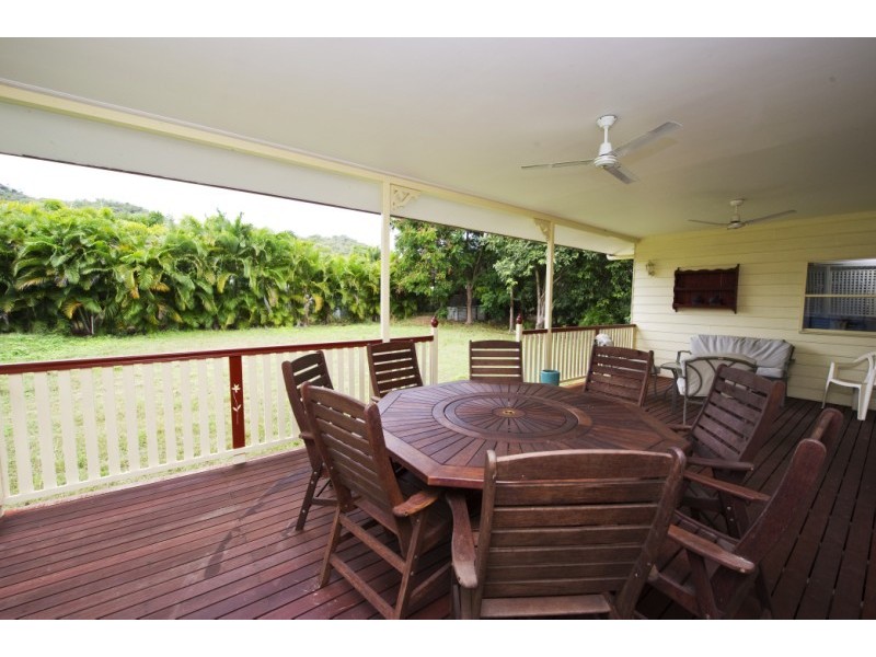 108 Horseshoe Bay Road HORSESHOE BAY, Magnetic Island QLD 4819