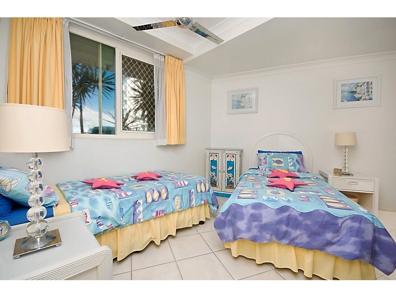 7/7 Mariners Drive, Townsville QLD 4810