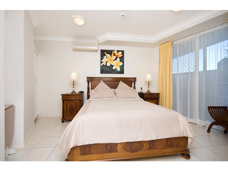 7/7 Mariners Drive, Townsville QLD 4810
