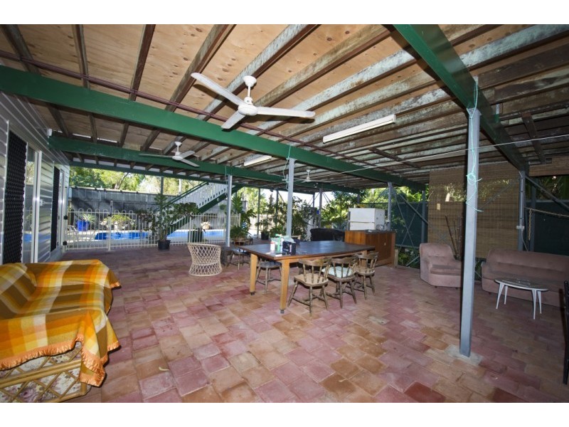 73 Picnic Street PICNIC BAY, Magnetic Island QLD 4819