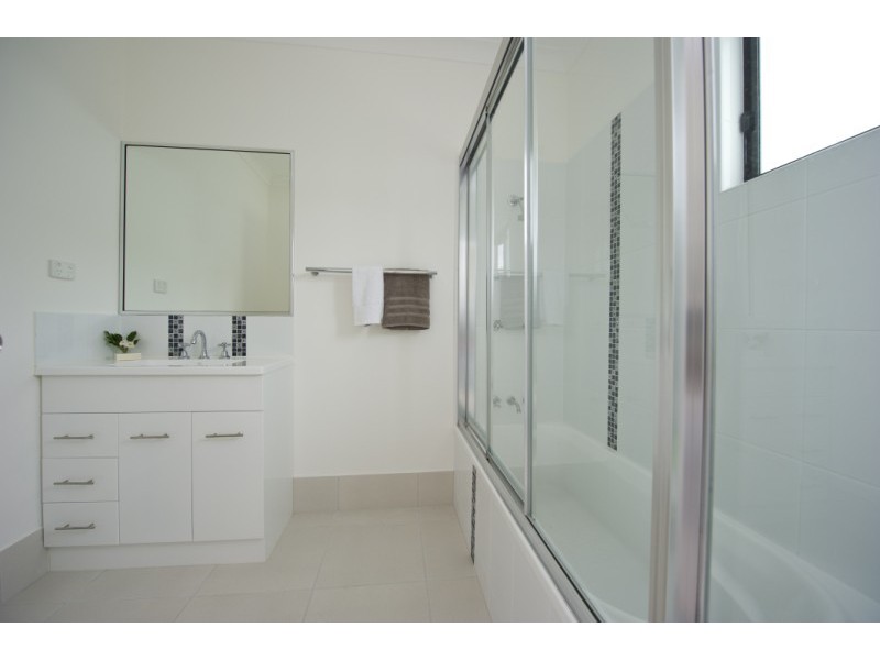 94 Gifford Street, Magnetic Island QLD 4819