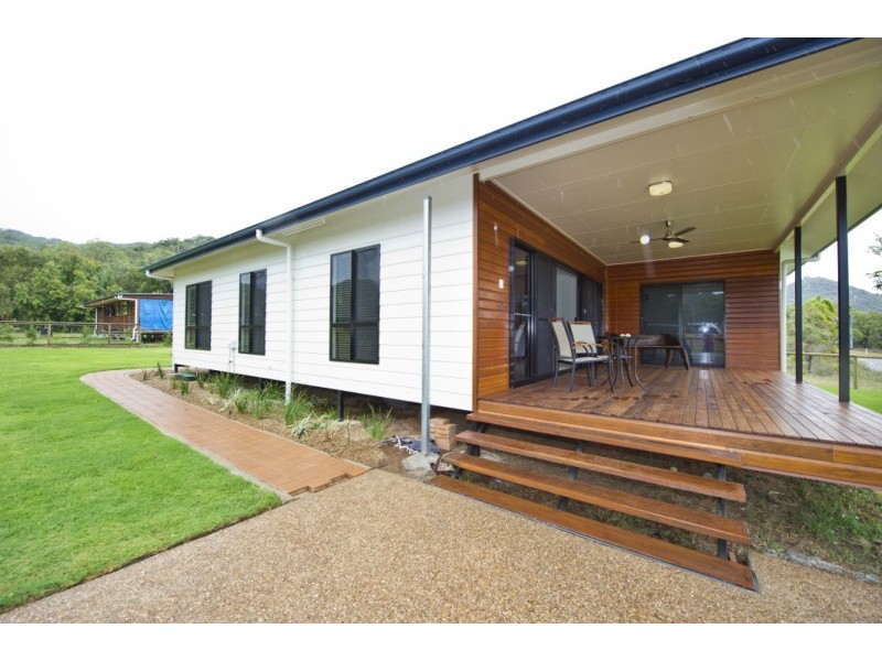94 Gifford Street, Magnetic Island QLD 4819