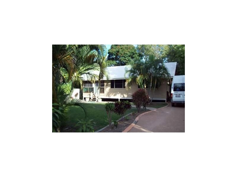11 Hurst Street  Picnic Bay, Magnetic Island QLD 4819