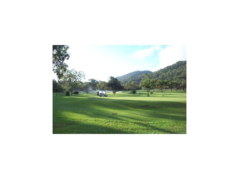 11 Hurst Street  Picnic Bay, Magnetic Island QLD 4819