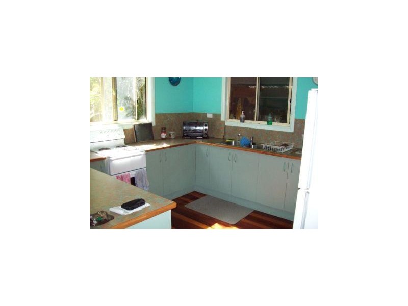 11 Hurst Street  Picnic Bay, Magnetic Island QLD 4819