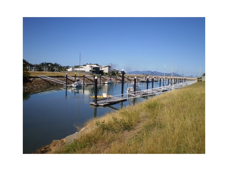 22F The Esplanade Nelly Bay, Magnetic Island QLD 4819