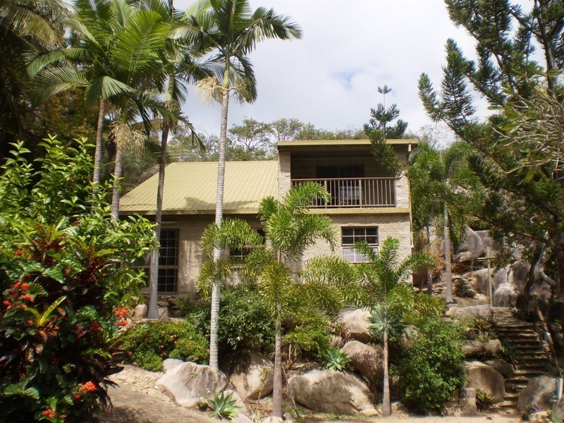 15 Boulder Court, Magnetic Island QLD 4819