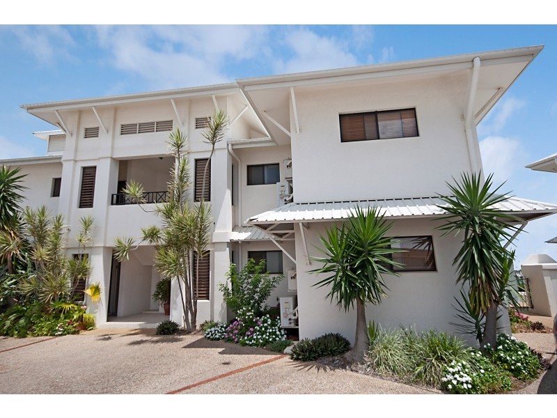 10/16 Sir Leslie Thiess Drive, Townsville City QLD 4810