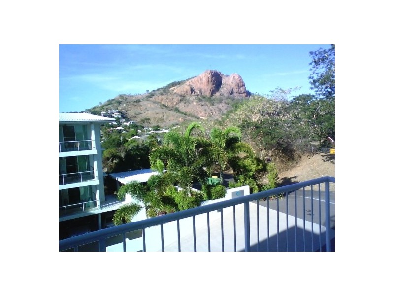20/6 Hale Street, Townsville QLD 4810