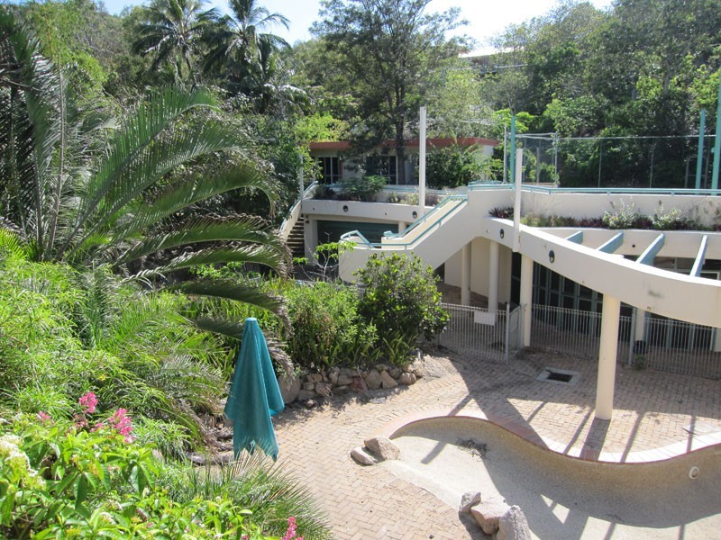 7-11 Olympus Crescent, Arcadia, Magnetic Island QLD 4819