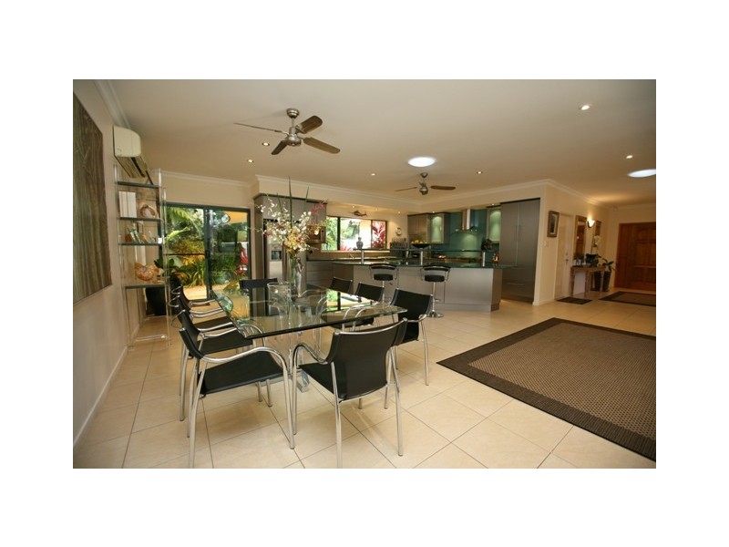1 Apjohn Street, Magnetic Island QLD 4819