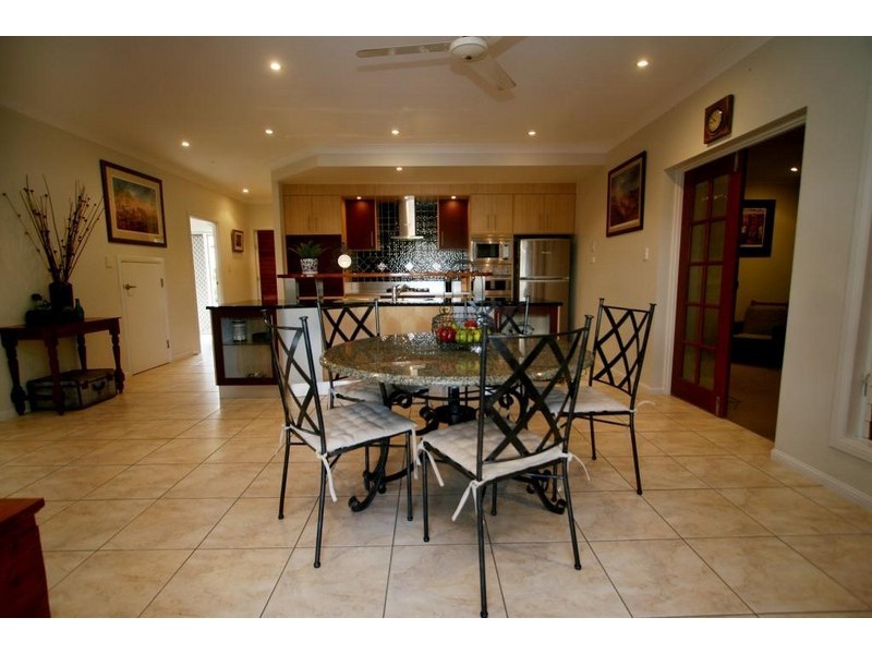 7 Riverbend Drive, Douglas QLD 4814