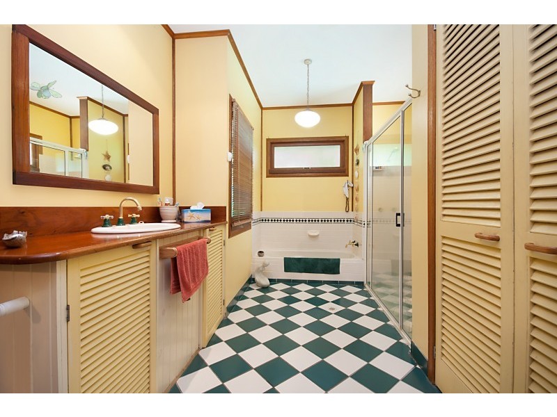 48 Ackers Street, Hermit Park QLD 4812